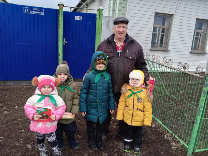 «Новый год в каждый дом. Пожилые люди» «Новый год в каждый дом. Пожилые люди».